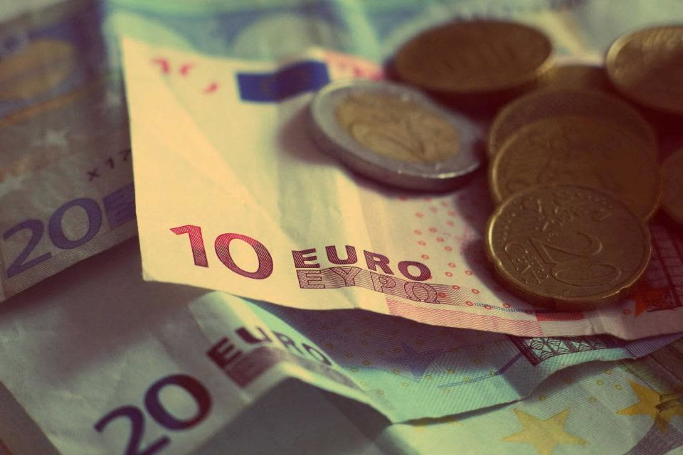 Money Euros — 1유로 환율 오늘 얼마 — 원화 환산과 시세표