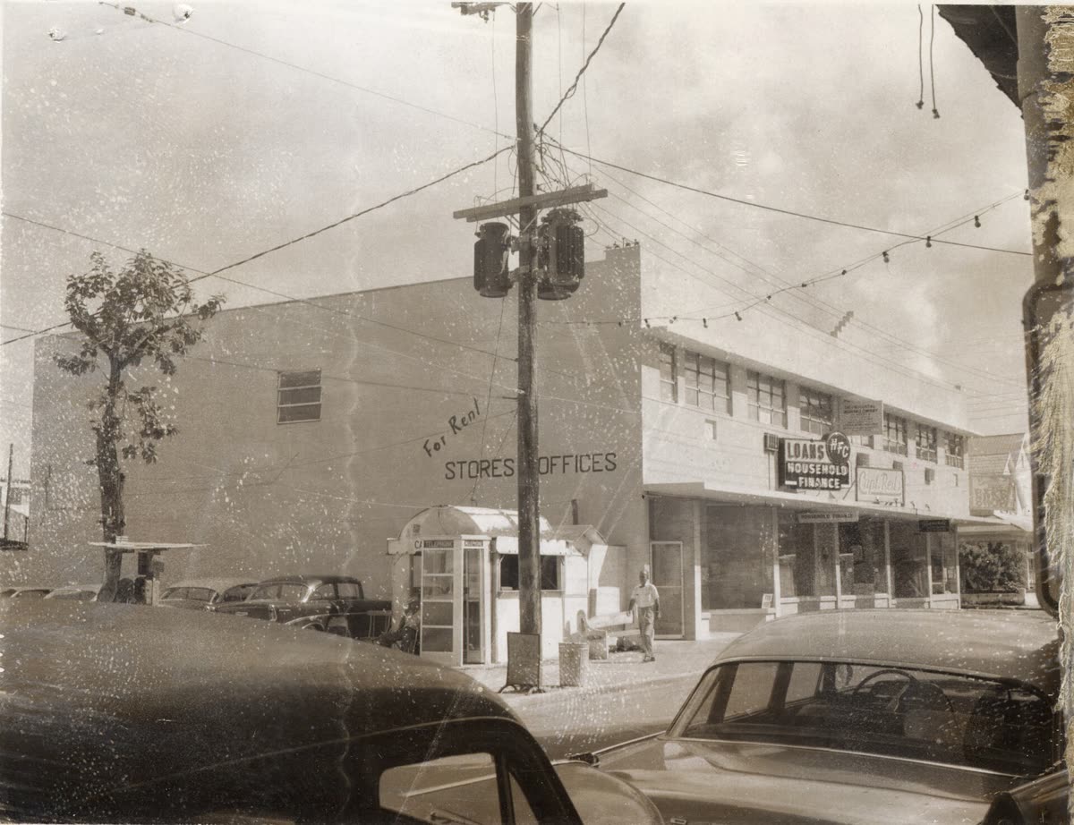 Fleming Street Key West Florida 1960s - Loans Household Finance — 가계부채 연체율, 개인이 아닌 '가구' 단위로 봐야 하는 이유